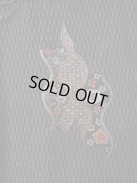 画像6: L0318K  羽織 女性用着物  シルク(正絹)   黒, 花 【中古】 【USED】 【リサイクル】 ★★★☆☆ (6)