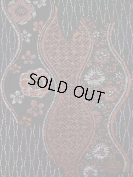 画像7: L0318K  羽織 女性用着物  シルク(正絹)   黒, 花 【中古】 【USED】 【リサイクル】 ★★★☆☆ (7)