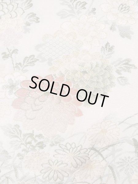 画像4: L0324Q  羽織 女性用着物  シルク(正絹) スモーキーな クリーミーな カーキ, 菊 【中古】 【USED】 【リサイクル】 ★★★☆☆ (4)