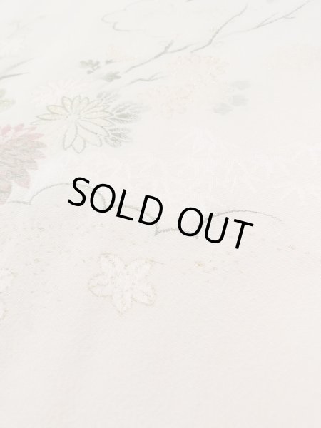 画像8: L0324Q  羽織 女性用着物  シルク(正絹) スモーキーな クリーミーな カーキ, 菊 【中古】 【USED】 【リサイクル】 ★★★☆☆ (8)