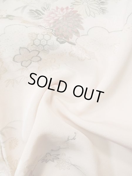 画像13: L0324Q  羽織 女性用着物  シルク(正絹) スモーキーな クリーミーな カーキ, 菊 【中古】 【USED】 【リサイクル】 ★★★☆☆ (13)