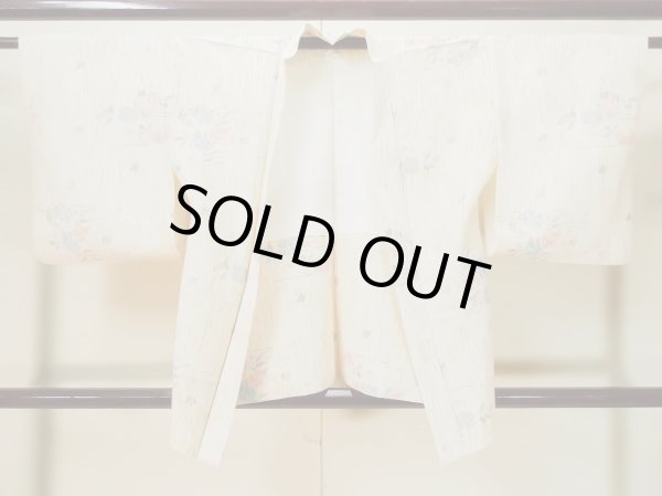 画像1: L0330D  羽織 女性用着物  化繊   クリーム, 花 【中古】 【USED】 【リサイクル】 ★★☆☆☆ (1)