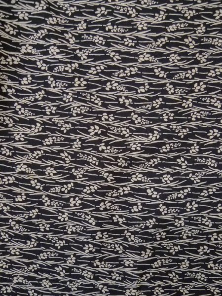 画像4: L0330M  羽織 女性用着物  シルク(正絹)   黒, 花 【中古】 【USED】 【リサイクル】 ★★★☆☆ (4)