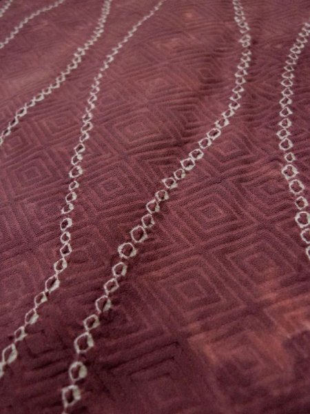 画像9: L0420L  羽織 女性用着物  シルク(正絹) スモーキーな グレイッシュ 赤, 立涌 【中古】 【USED】 【リサイクル】 ★★★☆☆ (9)