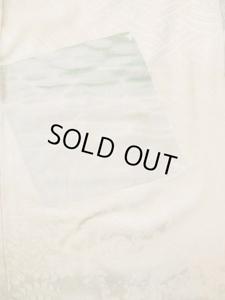 画像6: L0420M  羽織 女性用着物 地紋:更紗、四角 シルク(正絹) スモーキーな クリーミーな クリーム,  【中古】 【USED】 【リサイクル】 ★★☆☆☆ (6)