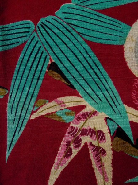 画像6: L0420R  羽織 女性用着物 ほつれ多数。 シルク(正絹) 淡い  赤, 梅 【中古】 【USED】 【リサイクル】 ★☆☆☆☆ (6)