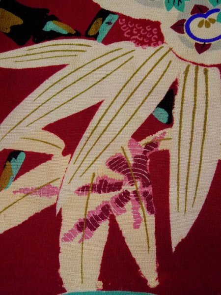 画像8: L0420R  羽織 女性用着物 ほつれ多数。 シルク(正絹) 淡い  赤, 梅 【中古】 【USED】 【リサイクル】 ★☆☆☆☆ (8)