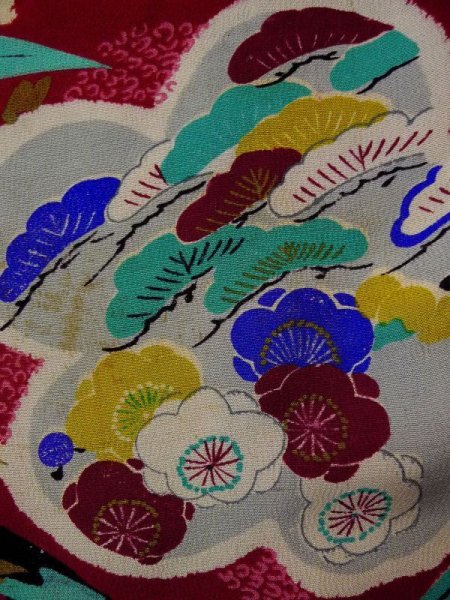 画像9: L0420R  羽織 女性用着物 ほつれ多数。 シルク(正絹) 淡い  赤, 梅 【中古】 【USED】 【リサイクル】 ★☆☆☆☆ (9)