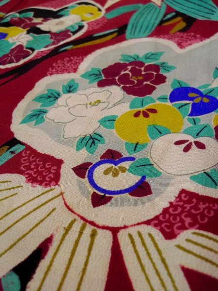 画像12: L0420R  羽織 女性用着物 ほつれ多数。 シルク(正絹) 淡い  赤, 梅 【中古】 【USED】 【リサイクル】 ★☆☆☆☆ (12)