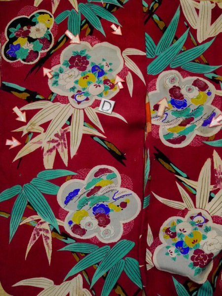 画像20: L0420R  羽織 女性用着物 ほつれ多数。 シルク(正絹) 淡い  赤, 梅 【中古】 【USED】 【リサイクル】 ★☆☆☆☆ (20)