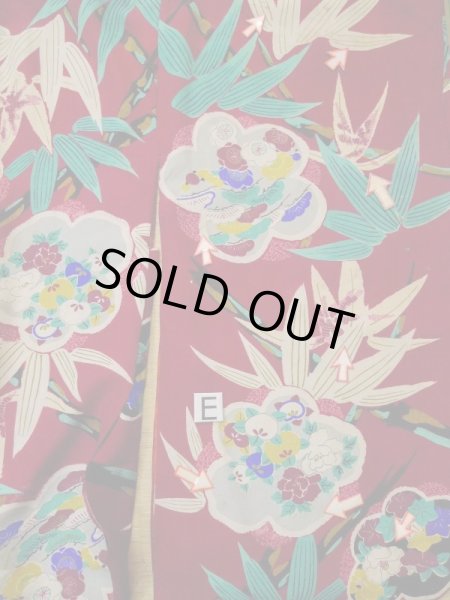 画像21: L0420R  羽織 女性用着物 ほつれ多数。 シルク（正絹） 淡い  赤, 梅 【中古】 【USED】 【リサイクル】 ★☆☆☆☆ (21)