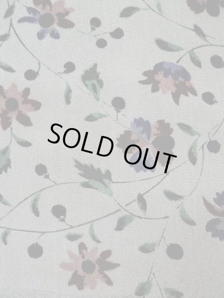 画像5: L0421A  羽織 女性用着物  シルク（正絹） スモーキーな 淡い 朱赤, 花 【中古】 【USED】 【リサイクル】 ★☆☆☆☆ (5)