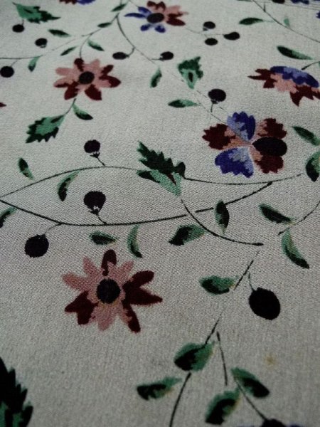 画像8: L0421A  羽織 女性用着物  シルク(正絹) スモーキーな 淡い 朱赤, 花 【中古】 【USED】 【リサイクル】 ★☆☆☆☆ (8)