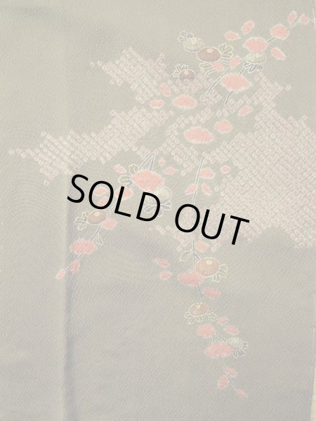 画像4: L0421Q Mint  道行 女性用着物  シルク(正絹) クリーミーな グレイッシュ オリーブ, 菊 【中古】 【USED】 【リサイクル】 ★★★★★ (4)