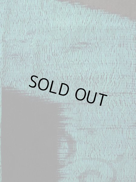 画像5: L0421T  道行 女性用着物 他ダメージ シルク（正絹） クリーミーな シャーベット グレー（灰色）, 唐草 【中古】 【USED】 【リサイクル】 ★☆☆☆☆ (5)