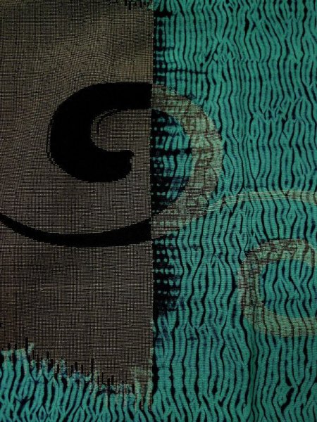 画像8: L0421T  道行 女性用着物 他ダメージ シルク(正絹) クリーミーな シャーベット グレー(灰色), 唐草 【中古】 【USED】 【リサイクル】 ★☆☆☆☆ (8)