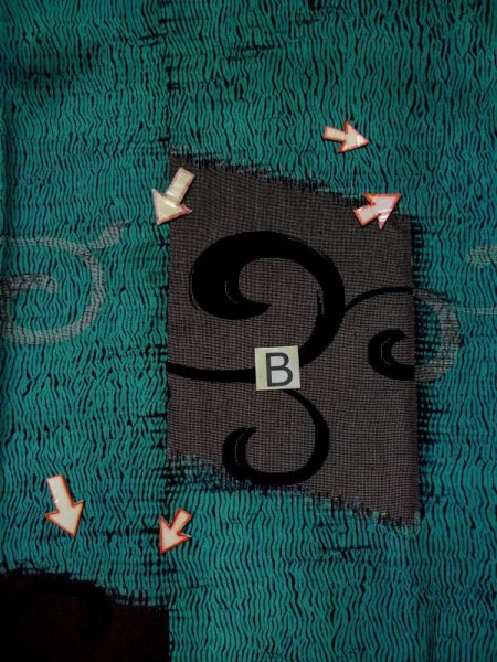 画像17: L0421T  道行 女性用着物 他ダメージ シルク(正絹) クリーミーな シャーベット グレー(灰色), 唐草 【中古】 【USED】 【リサイクル】 ★☆☆☆☆ (17)