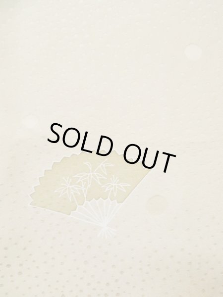 画像5: L0426G  付下げ 女性用着物  シルク(正絹) グレイッシュ  アイボリー, 梅 【中古】 【USED】 【リサイクル】 ★★★☆☆ (5)