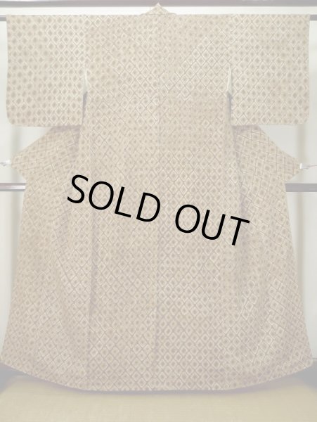 画像1: L0426L  小紋 女性用着物  シルク（正絹） ペール 赤み 茶色, 菱 【中古】 【USED】 【リサイクル】 ★★★☆☆ (1)