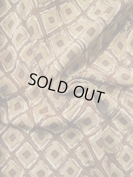 画像11: L0426L  小紋 女性用着物  シルク（正絹） ペール 赤み 茶色, 菱 【中古】 【USED】 【リサイクル】 ★★★☆☆ (11)