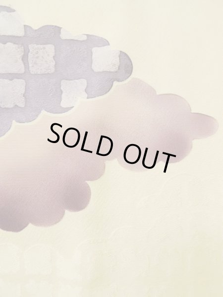 画像10: L0426N  小紋 女性用着物  シルク(正絹) ペール ライト イエロー(黄色), 雲 【中古】 【USED】 【リサイクル】 ★★★☆☆ (10)