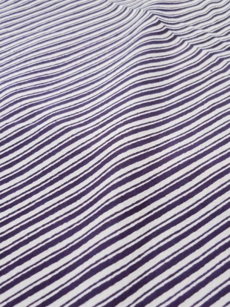 画像9: L0426O  小紋 女性用着物  シルク(正絹) 紫み  青, 線 【中古】 【USED】 【リサイクル】 ★★☆☆☆ (9)