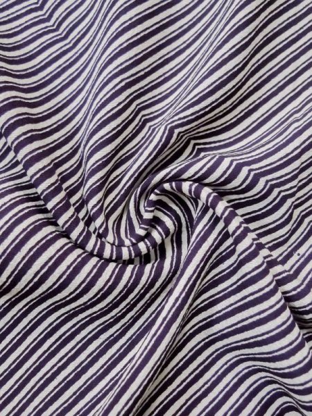 画像12: L0426O  小紋 女性用着物  シルク(正絹) 紫み  青, 線 【中古】 【USED】 【リサイクル】 ★★☆☆☆ (12)