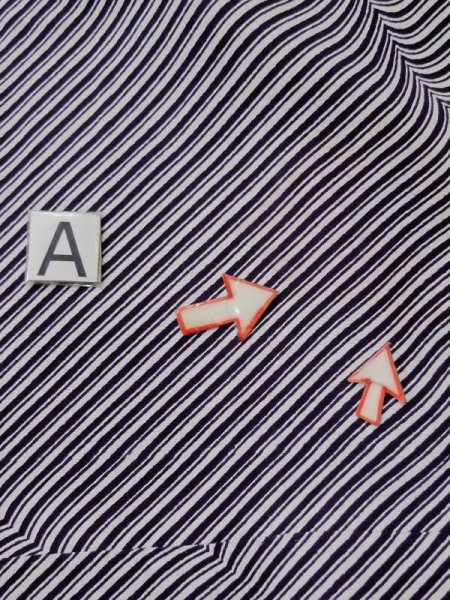 画像14: L0426O  小紋 女性用着物  シルク(正絹) 紫み  青, 線 【中古】 【USED】 【リサイクル】 ★★☆☆☆ (14)