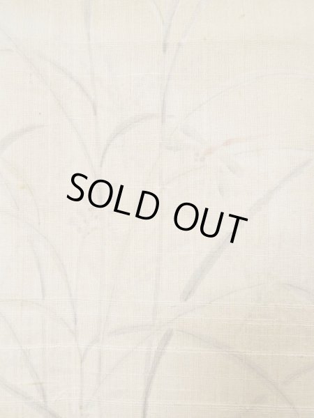 画像7: L0511G  L0511G 訪問着 女性用着物 トンボ柄、ほつれ、裂けあり、ウールと麻のような手触りです。 不明   ベージュ, 草 【中古】 【USED】 【リサイクル】 ★☆☆☆☆ (7)