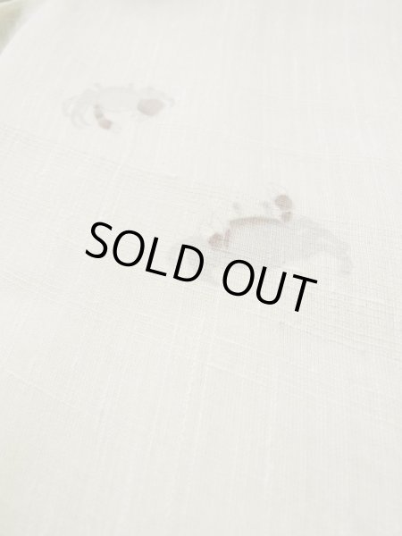 画像12: L0511H  L0511H 訪問着 女性用着物 穴あきあり、珍しい蟹柄、ウールと麻のような手触り。 不明   オフ ホワイト,  【中古】 【USED】 【リサイクル】 ★☆☆☆☆ (12)