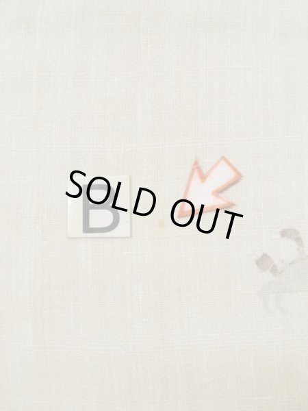 画像18: L0511H  L0511H 訪問着 女性用着物 穴あきあり、珍しい蟹柄、ウールと麻のような手触り。 不明   オフ ホワイト,  【中古】 【USED】 【リサイクル】 ★☆☆☆☆ (18)