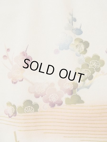 画像14: L0511P  L0511P 訪問着 女性用着物 滝柄 シルク（正絹）   オフ　ホワイト, 菊 【中古】 【USED】 【リサイクル】 ★★★☆☆ (14)