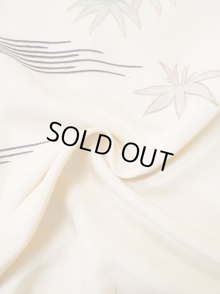 画像20: L0511P  L0511P 訪問着 女性用着物 滝柄 シルク（正絹）   オフ　ホワイト, 菊 【中古】 【USED】 【リサイクル】 ★★★☆☆ (20)