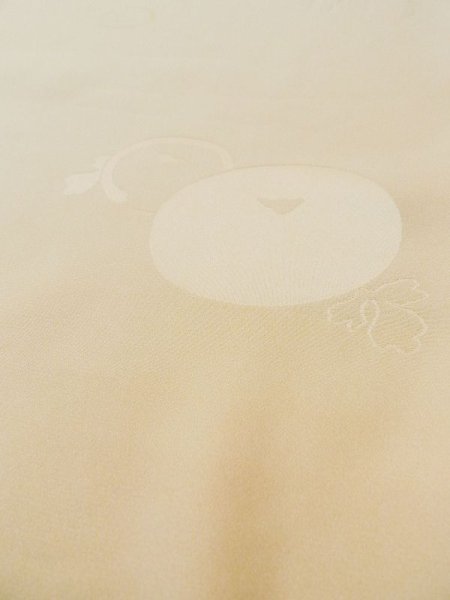 画像9: L0511R  L0511R 訪問着 女性用着物 屏風柄、汚れ/染みあり シルク（正絹） 淡い 赤み 橙色, 菊 【中古】 【USED】 【リサイクル】 ★☆☆☆☆ (9)