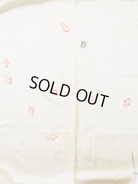 画像17: L0519I  訪問着 女性用着物  シルク（正絹） シャイニー  オフ　ホワイト, 梅 【中古】 【USED】 【リサイクル】 ★★☆☆☆ (17)