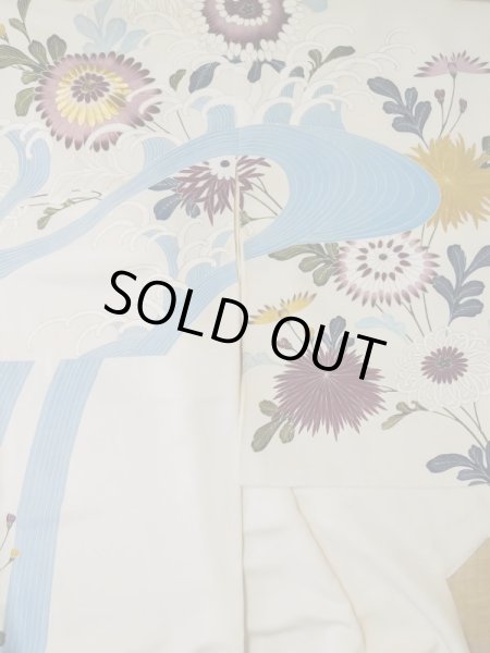 画像4: L0519J  訪問着 女性用着物 滝 シルク(正絹)   オフ ホワイト, 花 【中古】 【USED】 【リサイクル】 ★★☆☆☆ (4)