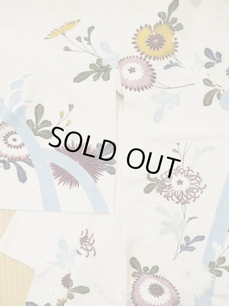 画像6: L0519J  訪問着 女性用着物 滝 シルク(正絹)   オフ ホワイト, 花 【中古】 【USED】 【リサイクル】 ★★☆☆☆ (6)