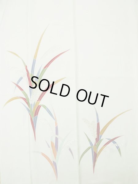 画像4: L0519N  訪問着 女性用着物  シルク(正絹) ペール ライト 黄緑色, 草 【中古】 【USED】 【リサイクル】 ★★★☆☆ (4)