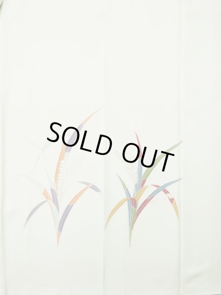 画像5: L0519N  訪問着 女性用着物  シルク(正絹) ペール ライト 黄緑色, 草 【中古】 【USED】 【リサイクル】 ★★★☆☆ (5)