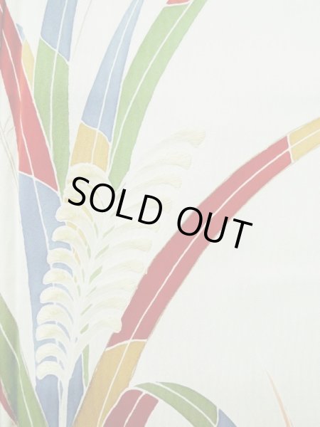 画像6: L0519N  訪問着 女性用着物  シルク(正絹) ペール ライト 黄緑色, 草 【中古】 【USED】 【リサイクル】 ★★★☆☆ (6)