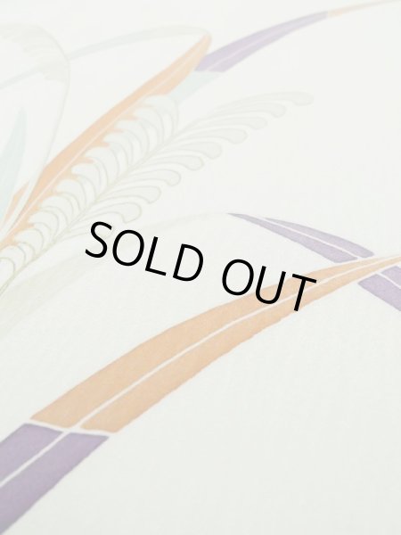 画像9: L0519N  訪問着 女性用着物  シルク(正絹) ペール ライト 黄緑色, 草 【中古】 【USED】 【リサイクル】 ★★★☆☆ (9)