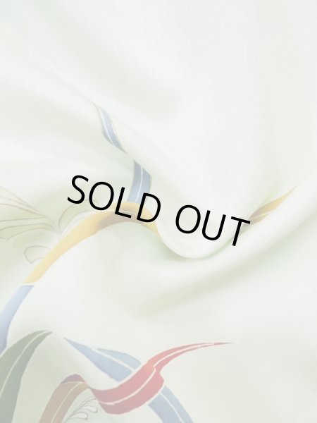 画像11: L0519N  訪問着 女性用着物  シルク(正絹) ペール ライト 黄緑色, 草 【中古】 【USED】 【リサイクル】 ★★★☆☆ (11)