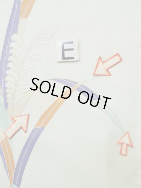 画像18: L0519N  訪問着 女性用着物  シルク(正絹) ペール ライト 黄緑色, 草 【中古】 【USED】 【リサイクル】 ★★★☆☆ (18)