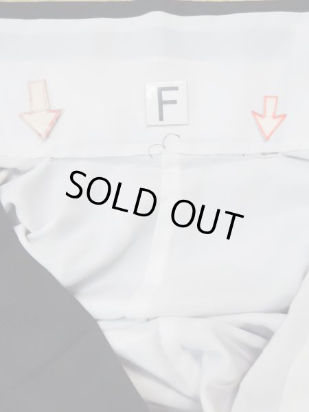 画像22: L0519O  訪問着 女性用着物 全体的に汚れ、染み 化繊   黒, 菊 【中古】 【USED】 【リサイクル】 ★☆☆☆☆ (22)