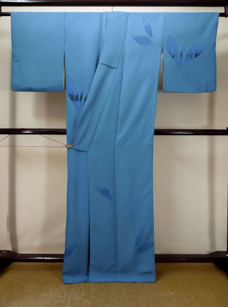 画像3: L0519R  訪問着 女性用着物  シルク(正絹) グレイッシュ 緑み 青, 葉 【中古】 【USED】 【リサイクル】 ★☆☆☆☆ (3)