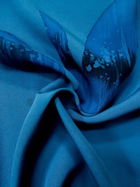 画像12: L0519R  訪問着 女性用着物  シルク(正絹) グレイッシュ 緑み 青, 葉 【中古】 【USED】 【リサイクル】 ★☆☆☆☆ (12)