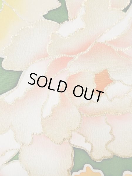 画像9: L0519S  振袖 女性用着物  シルク（正絹）   グリーン（緑）, ぼたん 【中古】 【USED】 【リサイクル】 ★★☆☆☆ (9)