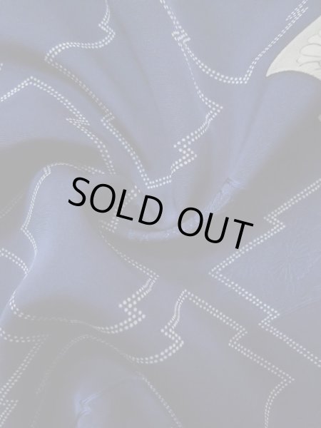 画像10: L0526C  羽織 女性用着物  シルク（正絹）   紺, 菊 【中古】 【USED】 【リサイクル】 ★★★☆☆ (10)