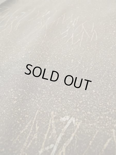 画像9: L0526D  羽織 女性用着物  シルク(正絹) 赤み  グレー(灰色), 木 【中古】 【USED】 【リサイクル】 ★★★☆☆ (9)