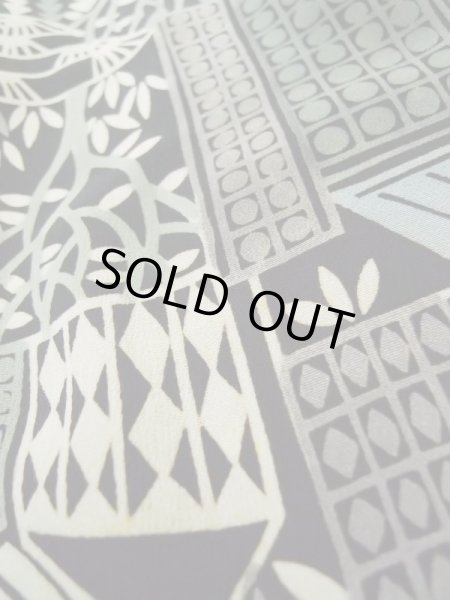 画像10: L0616A  羽織 女性用着物  シルク(正絹)   黒, 草 【中古】 【USED】 【リサイクル】 ★★☆☆☆ (10)